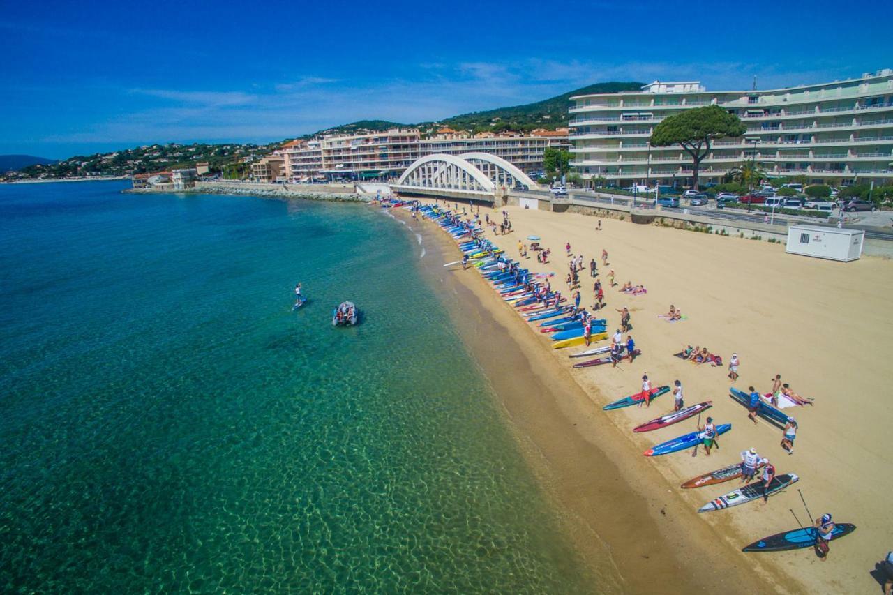 Le Victoria, Centre Ville , Plage Et Parking Gratuit Sainte-Maxime Eksteriør bilde